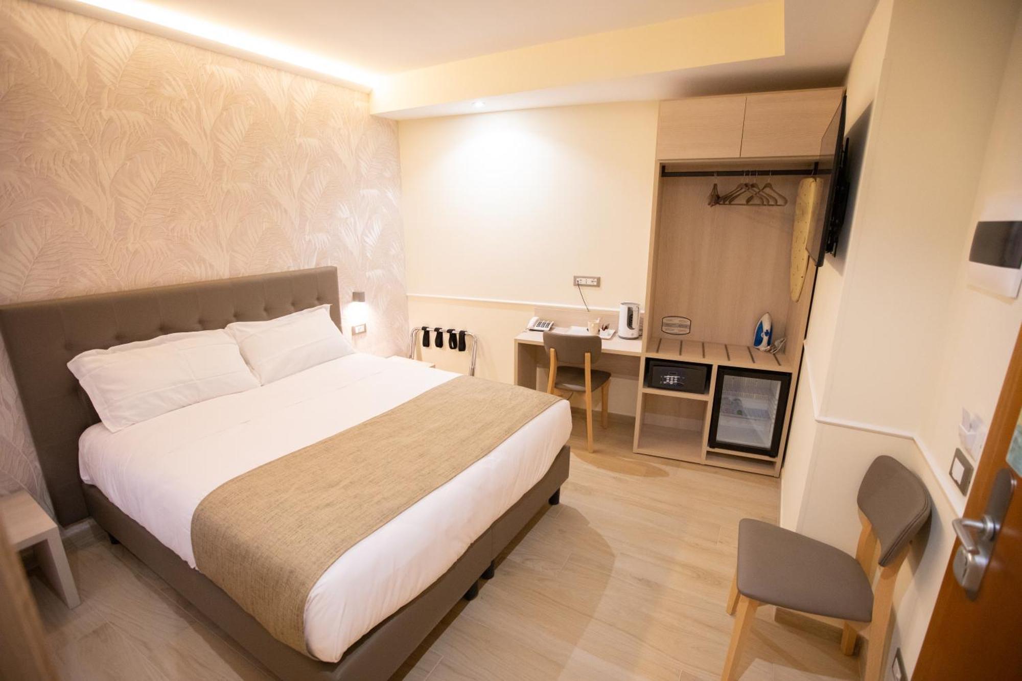 Hotel Maximus Roma Dış mekan fotoğraf