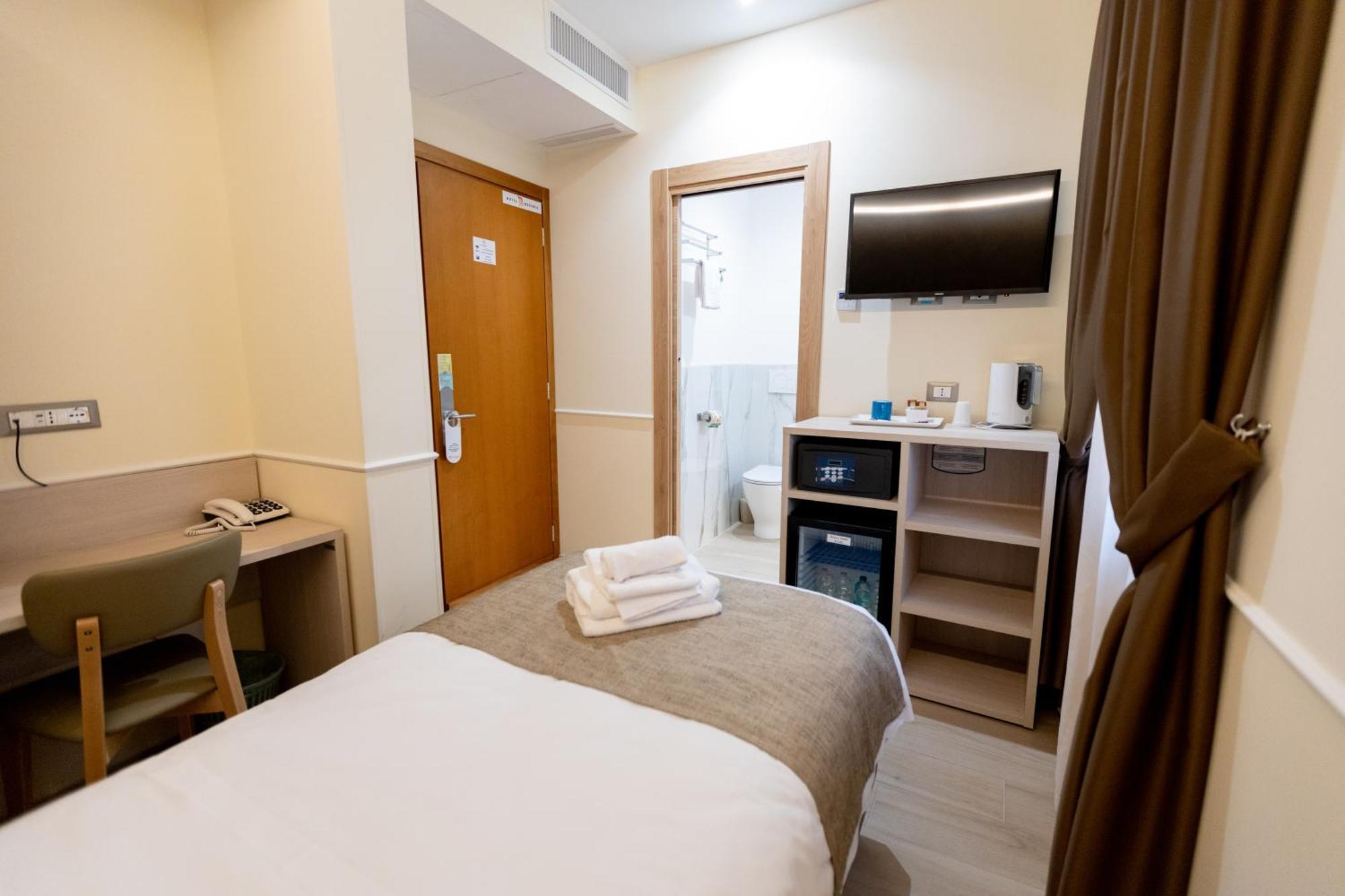 Hotel Maximus Roma Dış mekan fotoğraf