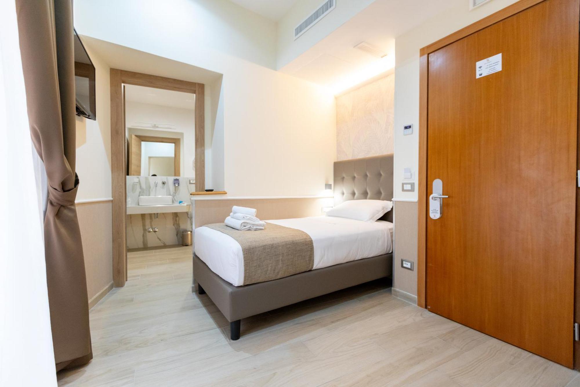 Hotel Maximus Roma Dış mekan fotoğraf