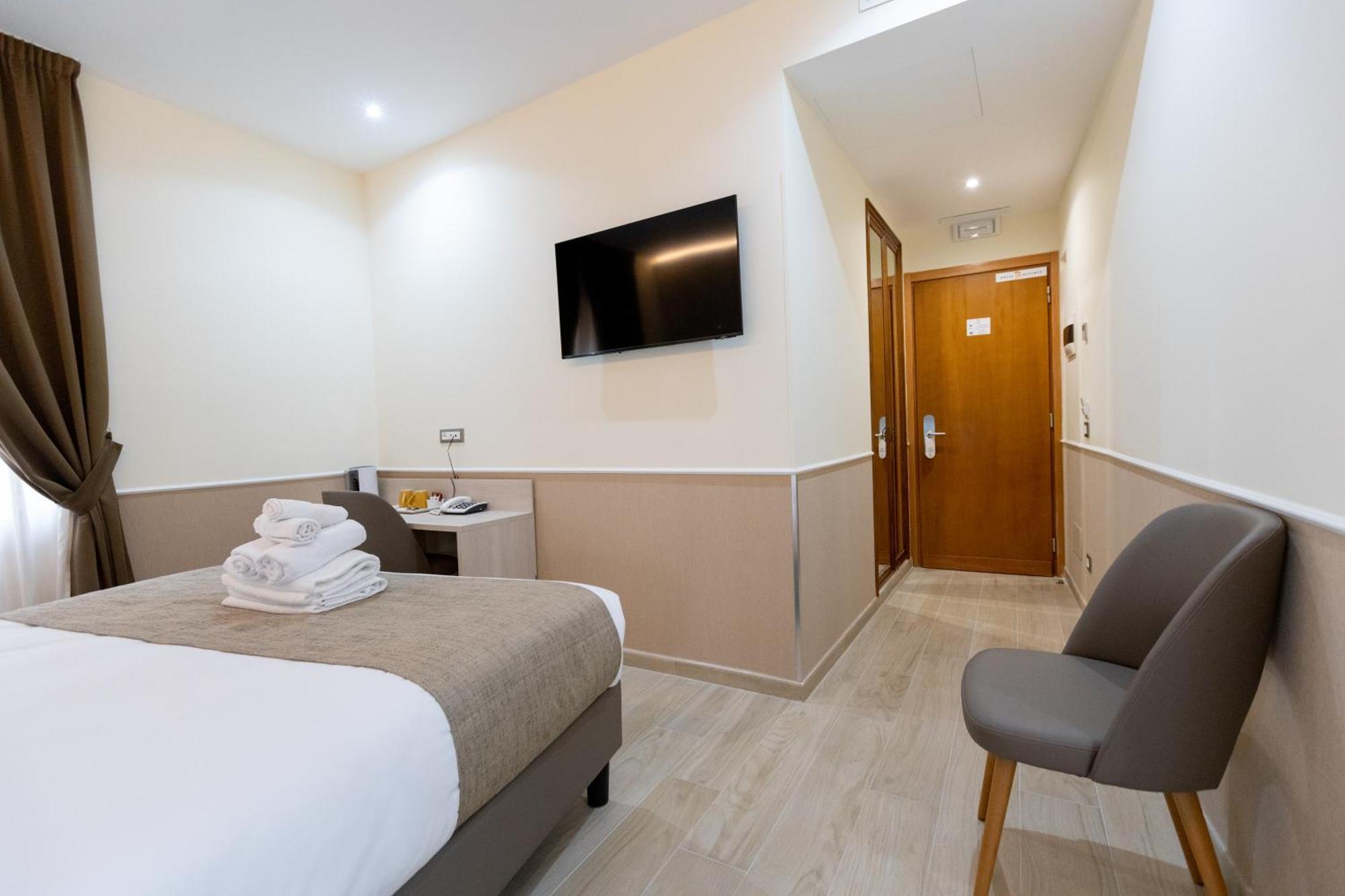 Hotel Maximus Roma Dış mekan fotoğraf