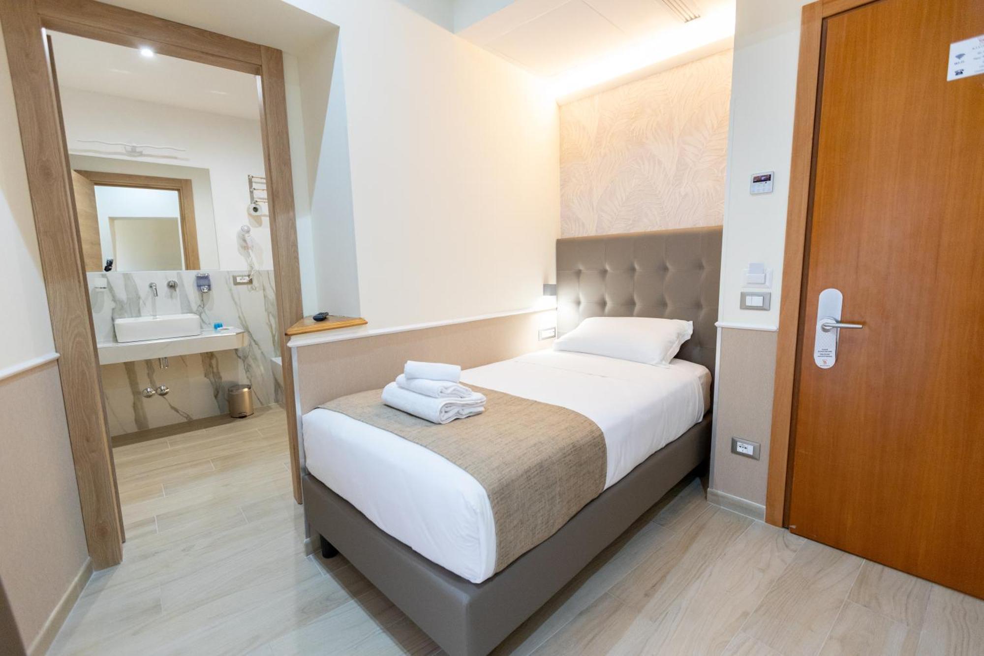 Hotel Maximus Roma Dış mekan fotoğraf