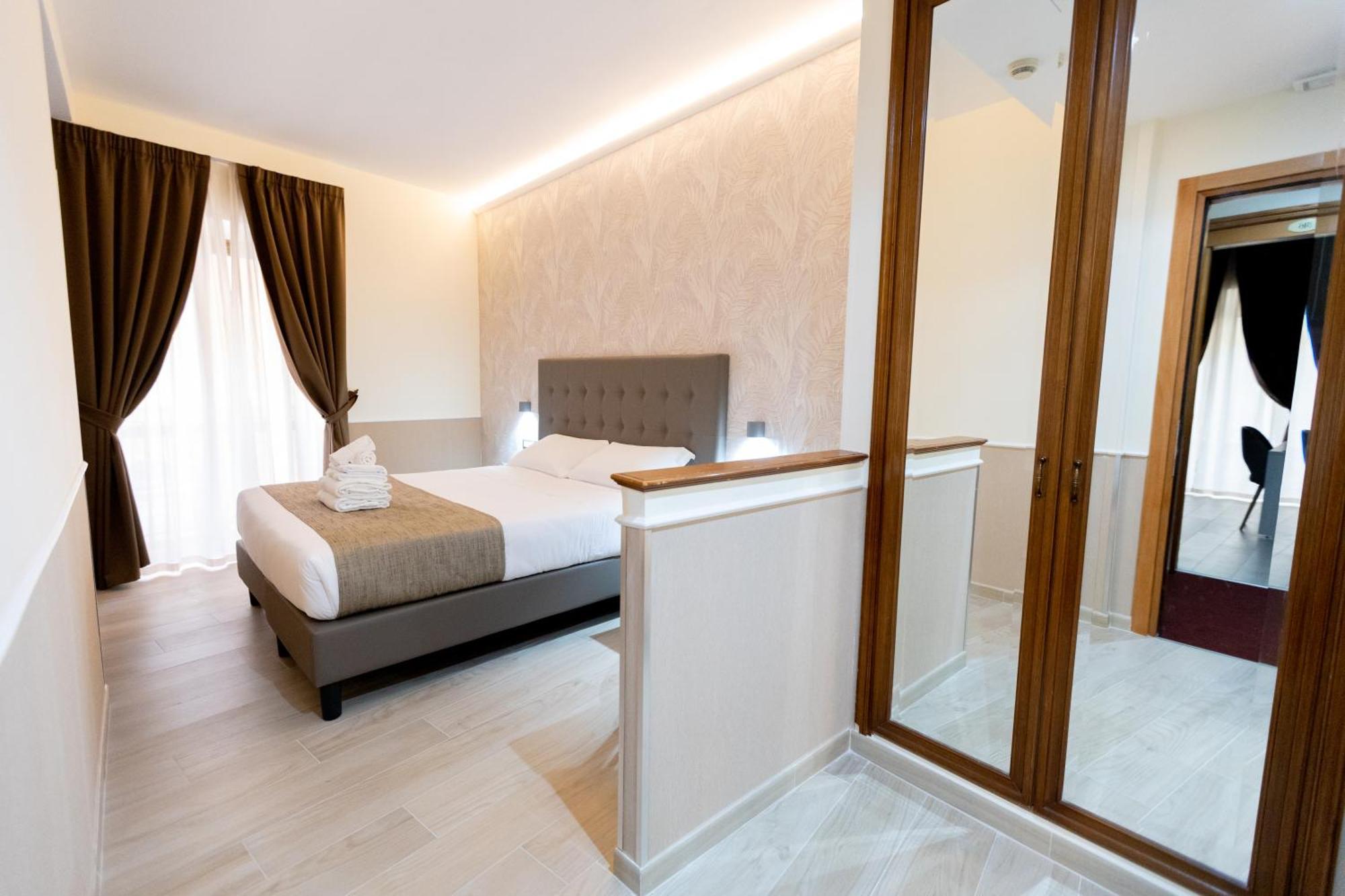 Hotel Maximus Roma Dış mekan fotoğraf