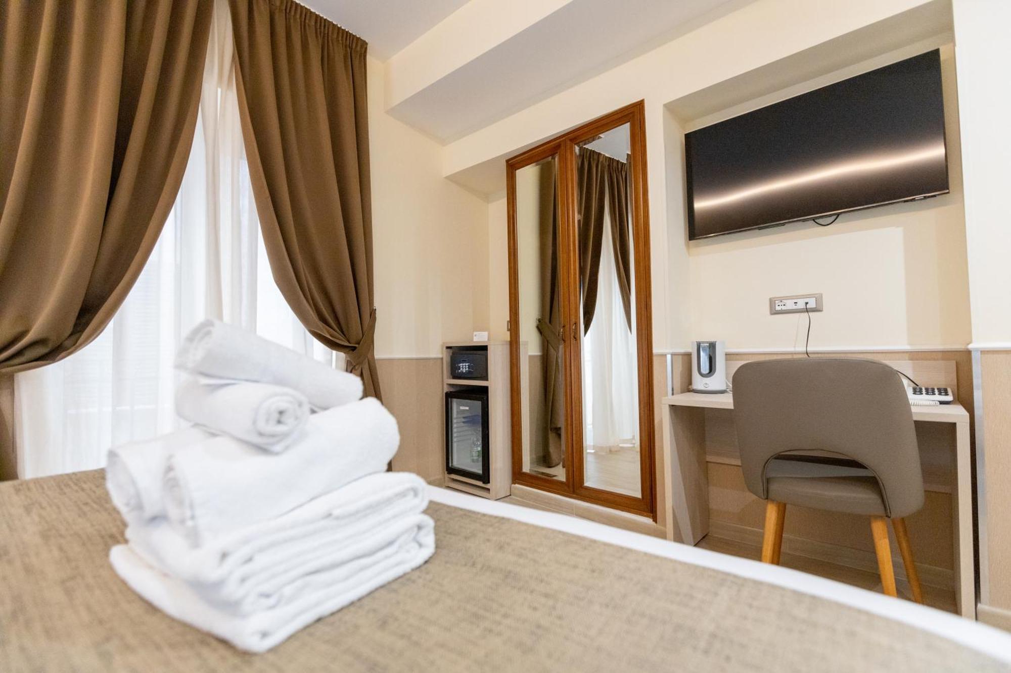 Hotel Maximus Roma Dış mekan fotoğraf